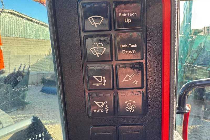 OmecoHub - Immagine BOBCAT T76